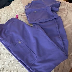 FIGS Amethyst Catarina one pocket scrub top and Kade cargo pant medium tall